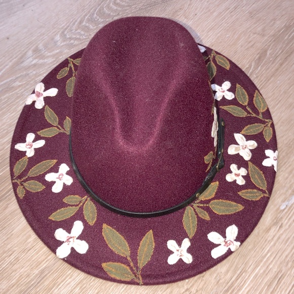 Custom painted floral summer hat - Picture 1 of 3